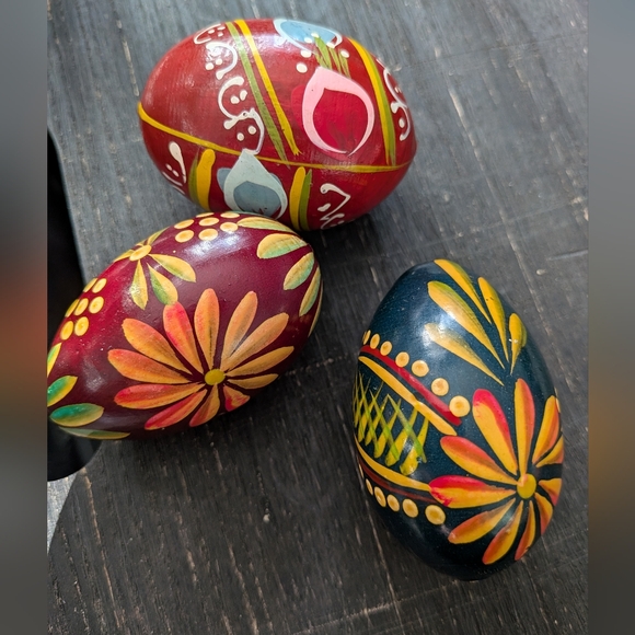Pysanky Eggs. Hand-Painted & Decorated. Lot - Picture 1 of 3
